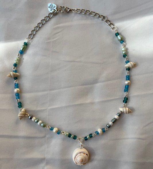 Out of my Shell Necklace